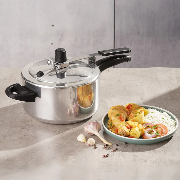 Olla a Presión Universal Esencial de 4 Litros L24440