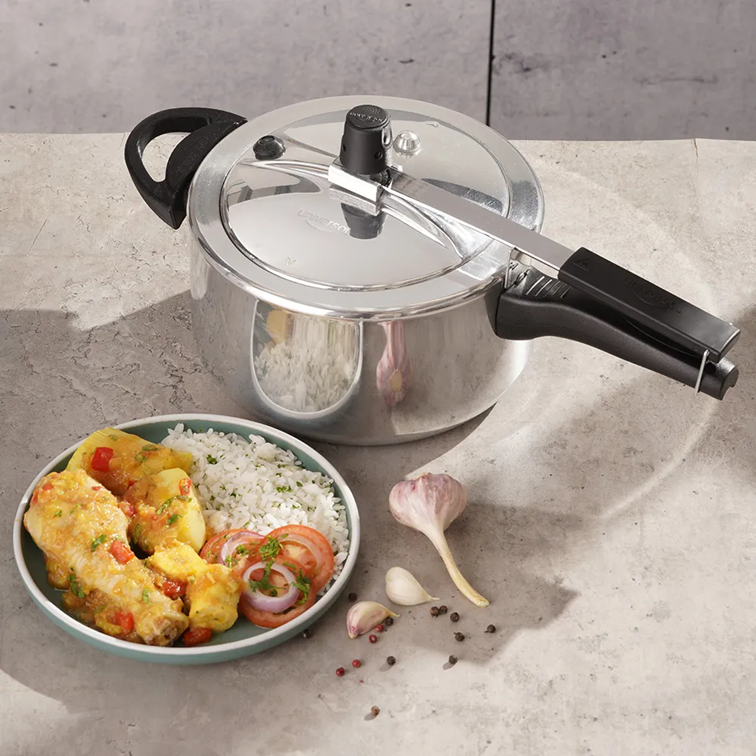 Olla a Presión Universal Esencial de 4 Litros L24440