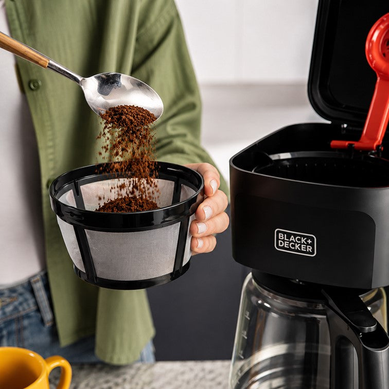 Cafetera Eléctrica Black + Decker Vortex de 12 Tazas con Filtro CM0021